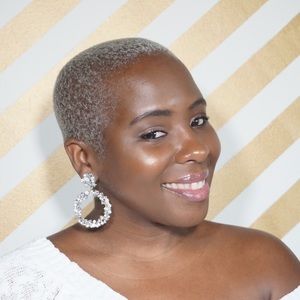 Meet your Posher, Fabiola